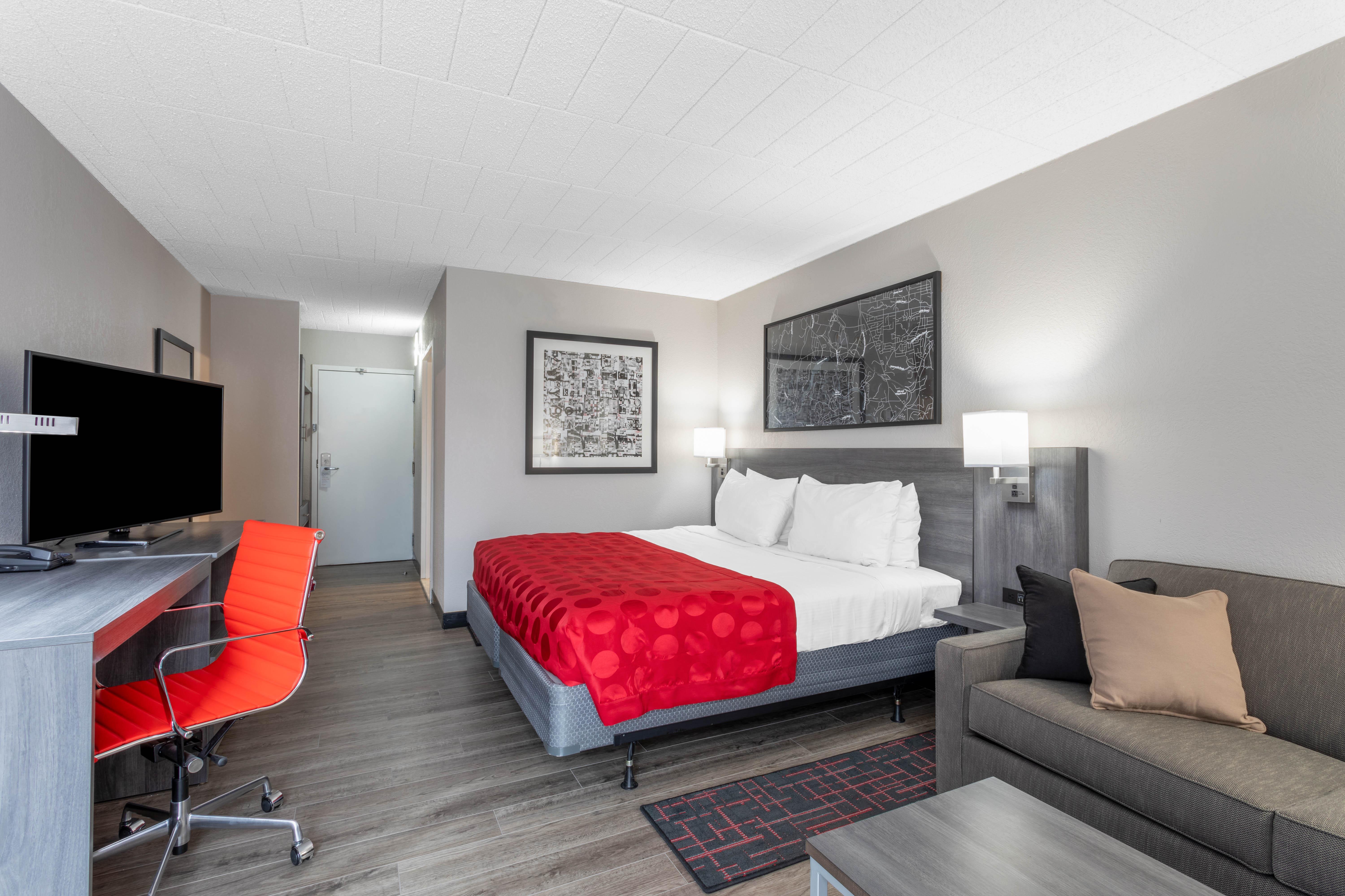Ramada By Wyndham Hartford North - Bradley Airport Hotel Windsor Locks Buitenkant foto