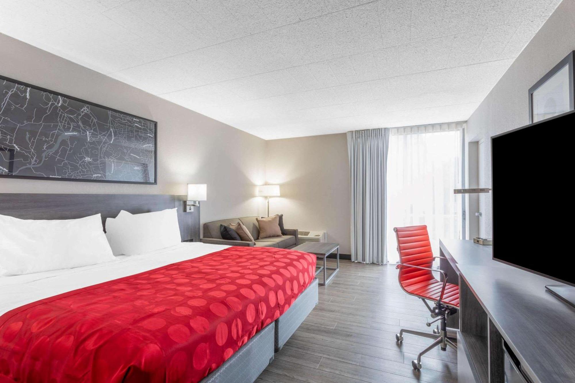 Ramada By Wyndham Hartford North - Bradley Airport Hotel Windsor Locks Kamer foto
